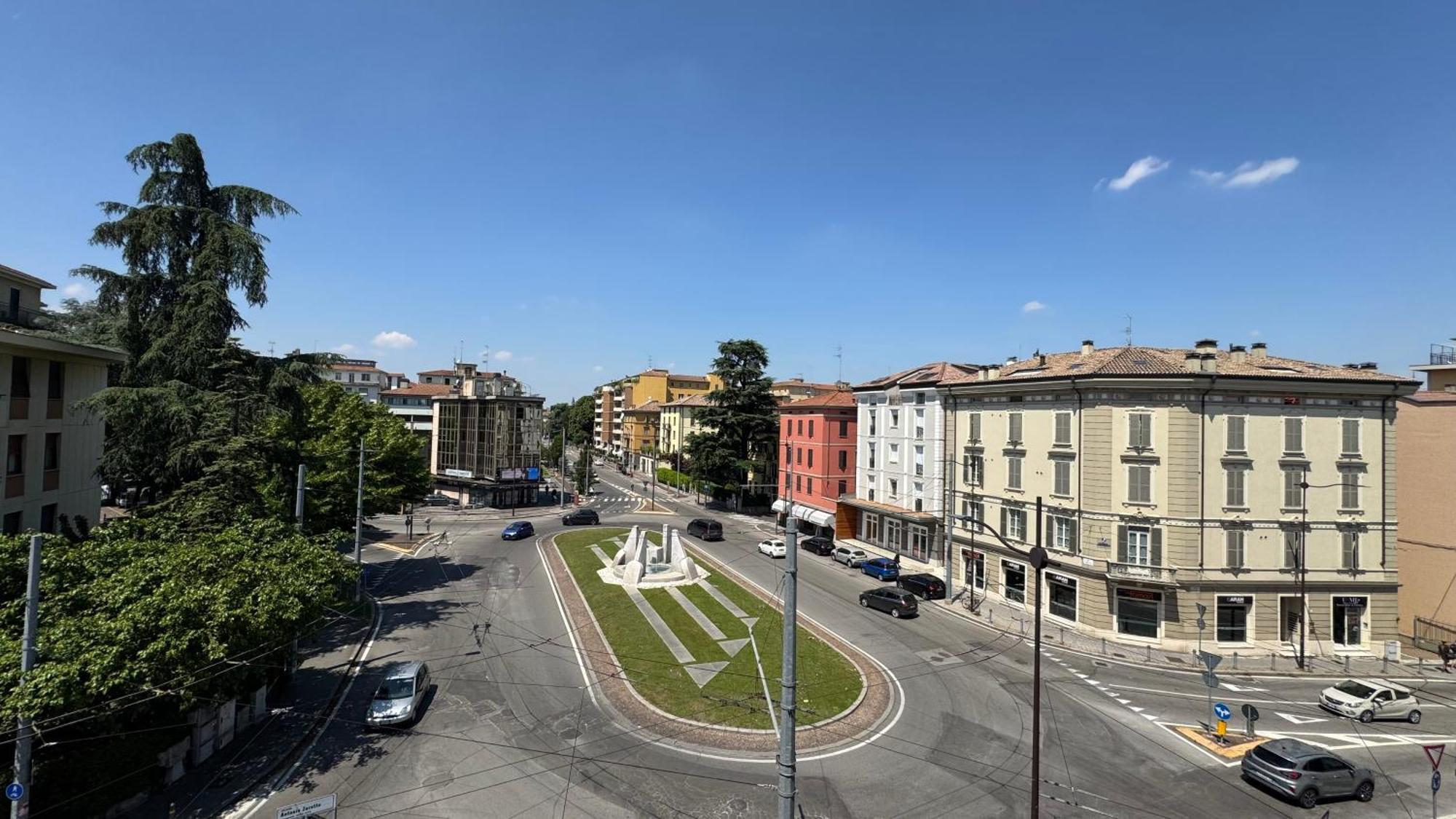 Accogliente Monolocale Per 2 Nel Centro Di - Aurea ! * Parma